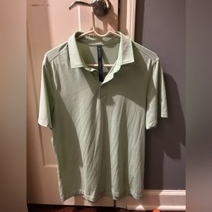 Men’s mint green Lululemon polo Medium